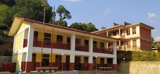 महादेवस्थान माध्यमिक विद्यालयका शिक्षकहरुको कोरोना बिमा