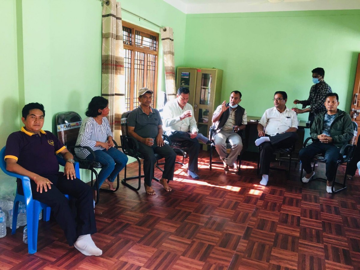 मकवानपुरको परेवाभीरमा सडक बनाउन जनप्रतिनिधिहरु प्रतिबद्ध
