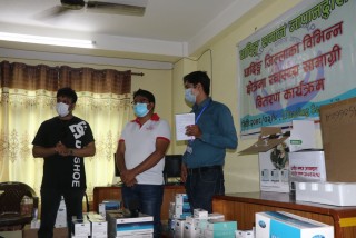 धादिङ समाज जापानद्धारा जिल्लाका ६ स्थानीय तहलाई स्वास्थ्य सुरक्षा सामाग्री सहयोग