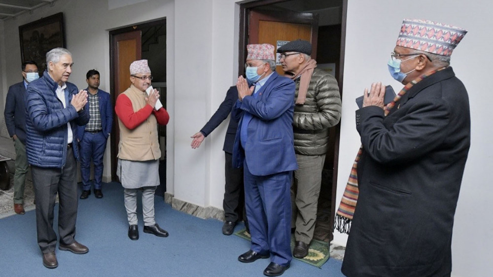 एमसीसीमा सघाउन ओलीलाई देउवाको आग्रह