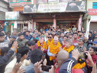 धादिङमा गठबन्धनका दलहरुको संयुक्त घरदैलो अभियान तिब्र