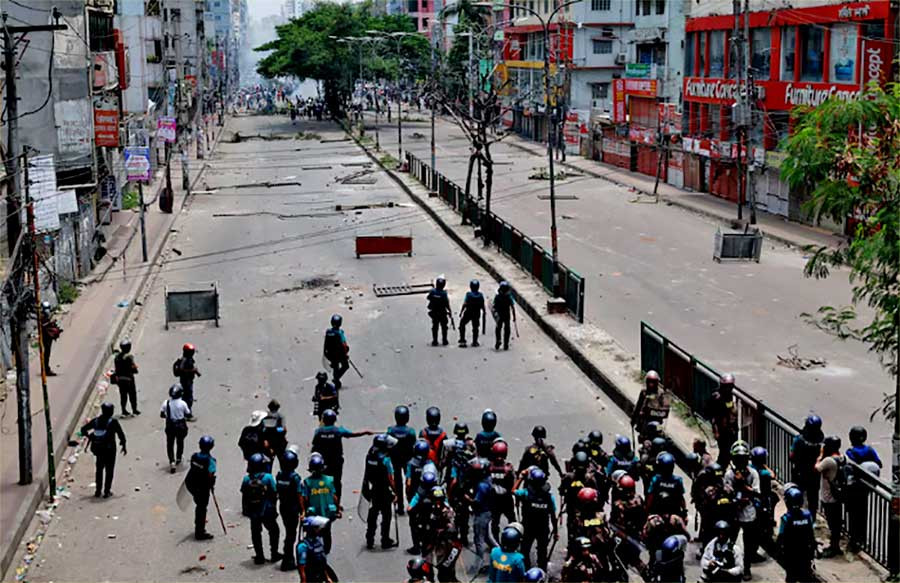 बङ्गलादेश : आरक्षणसम्बन्धी आदेश ‘गैरकानुनी’ ठहर