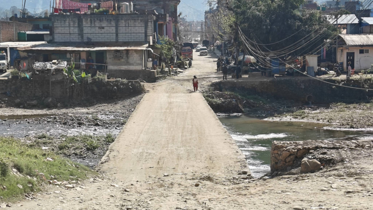 दामन पाख्रीन मार्ग अन्तर्गत पुछार बजारमा पक्की पुल निर्माण प्रक्रिया सुरु