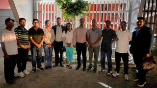 पत्रकार महासंघले प्रहरी परिसर अगाडि धर्ना दिंदै