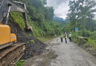 धादिङको फुर्केखोला खण्डको वैकल्पिक सडक आज १० घण्टा बन्द रहने